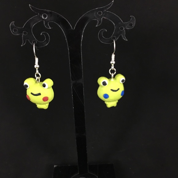 Handmade Polymer Clay Frog Earrings - Picture 3 of 8